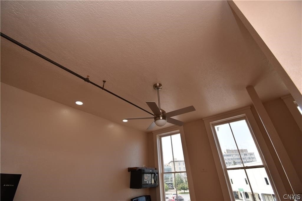 170 Court Street - Photo 6