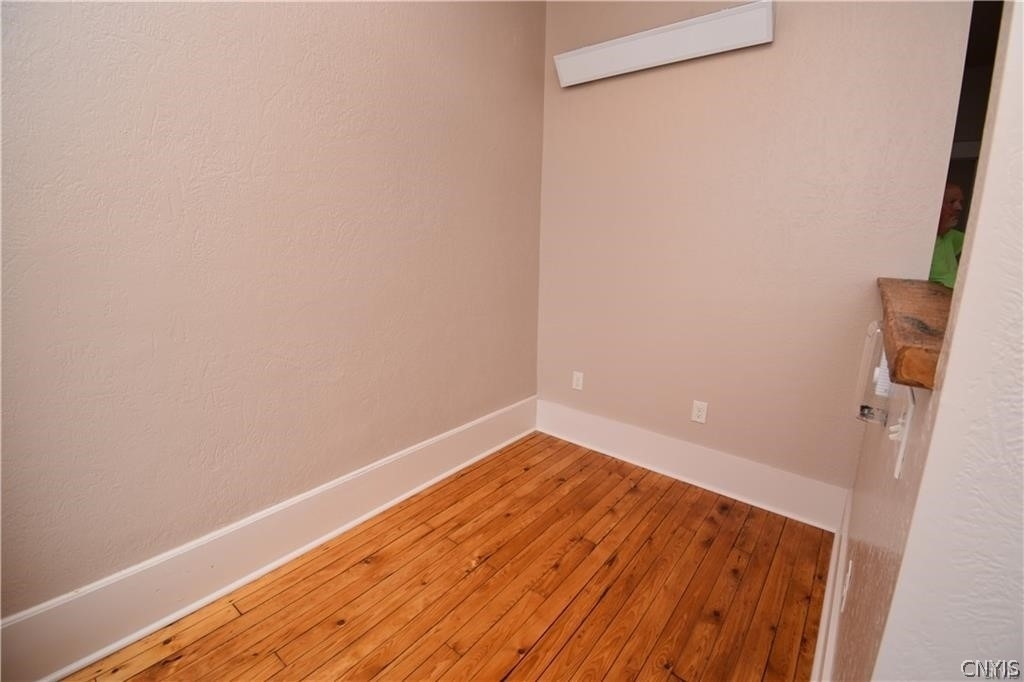 170 Court Street - Photo 5