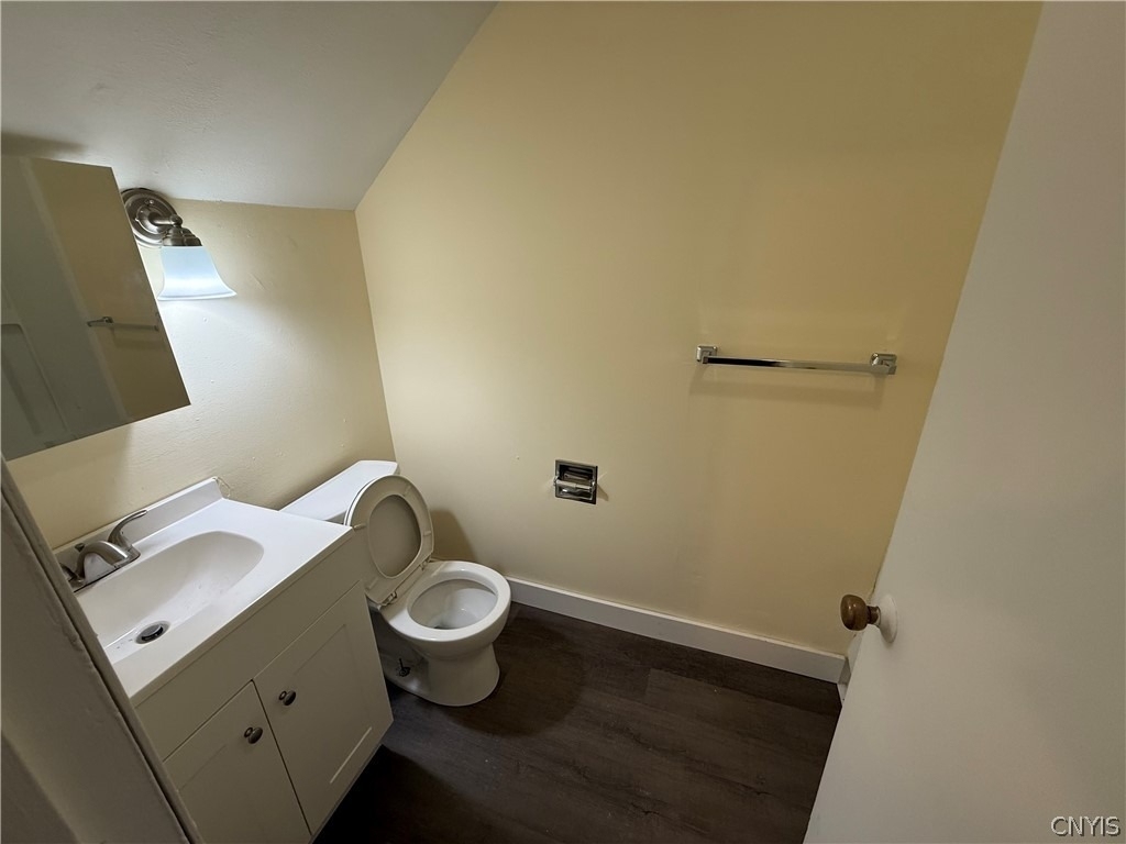 416 Danforth Street - Photo 5