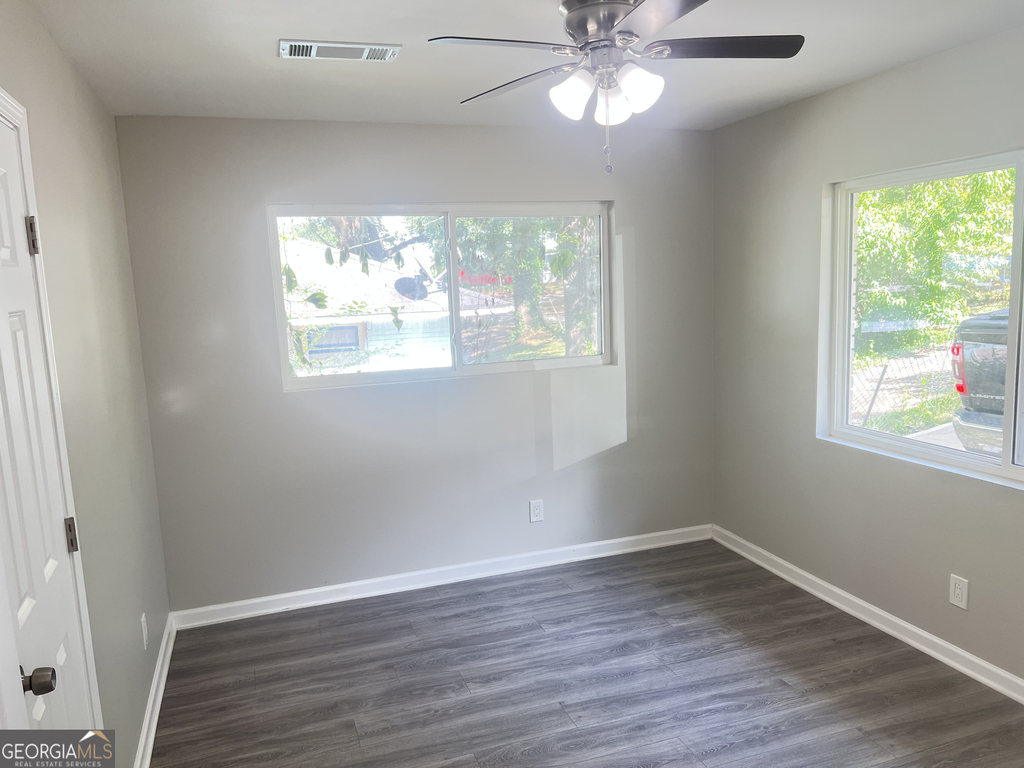 1255 Pine Avenue - Photo 7