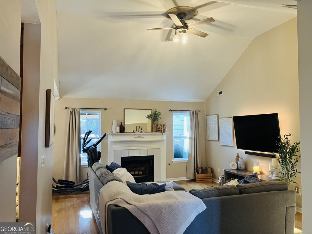 328 Vendella Circle - Photo 1