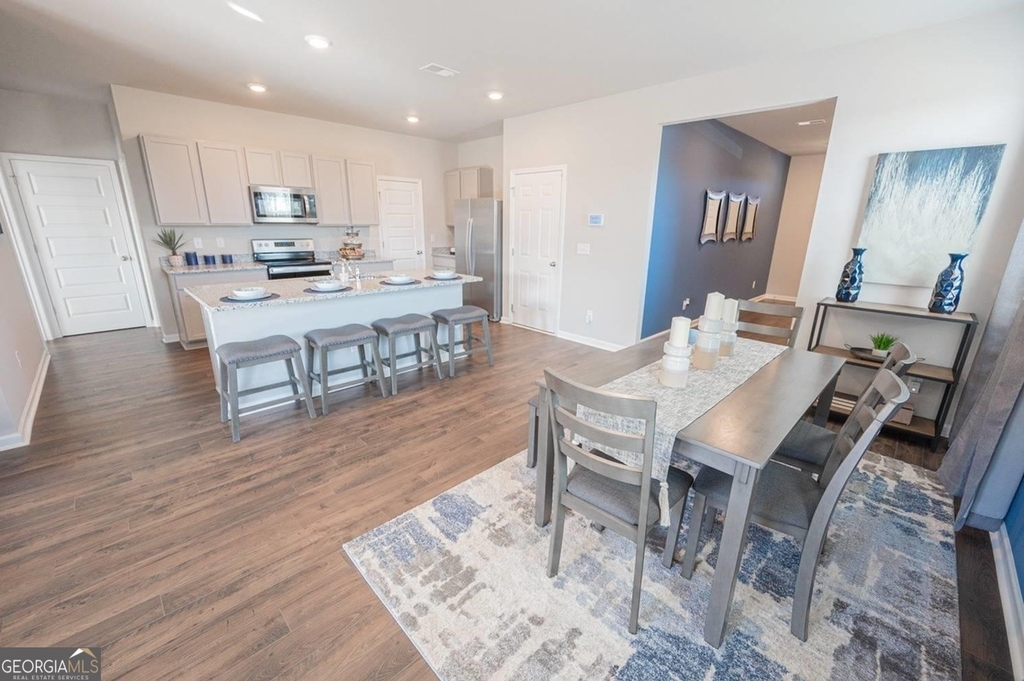 4901 Stonebrooke Drive - Photo 11