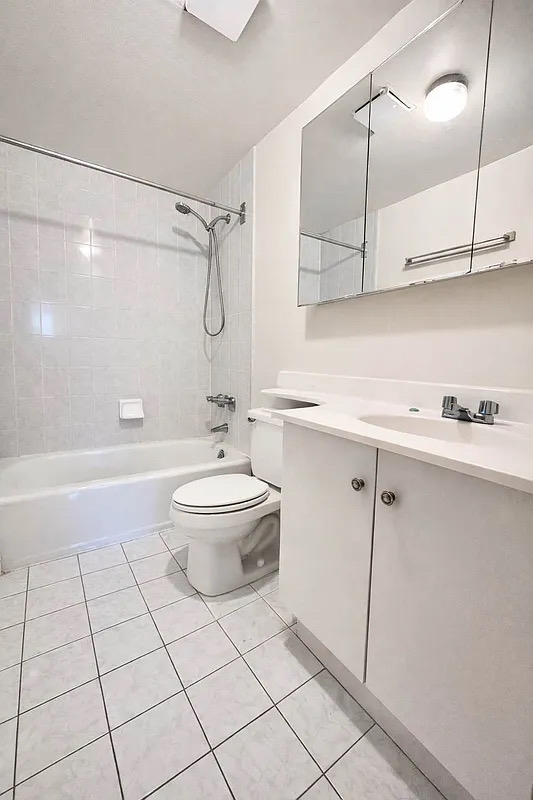West 85th Street - Photo 5