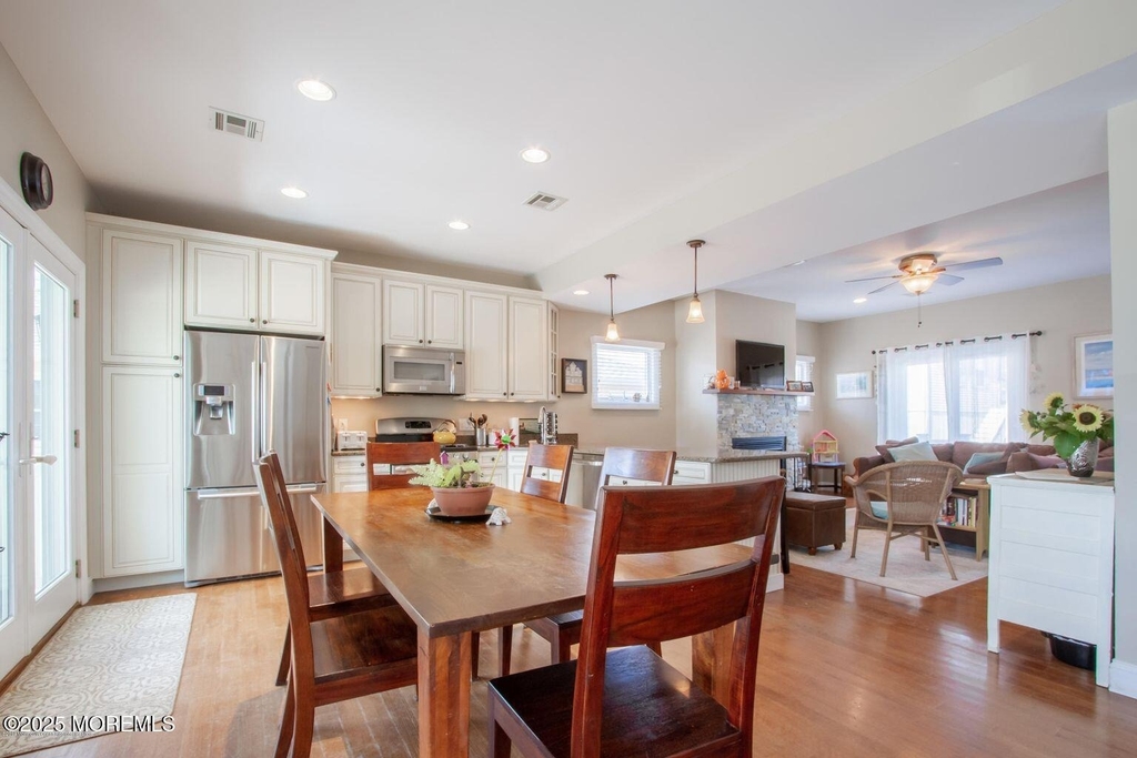 556 Pike Avenue - Photo 3