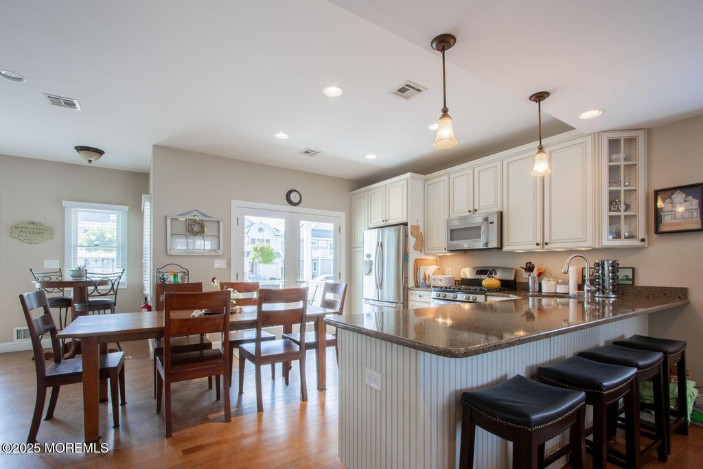 556 Pike Avenue - Photo 4