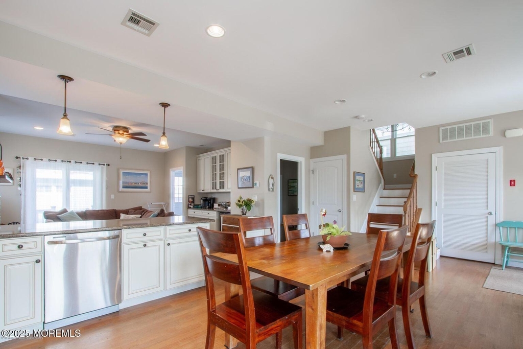 556 Pike Avenue - Photo 5