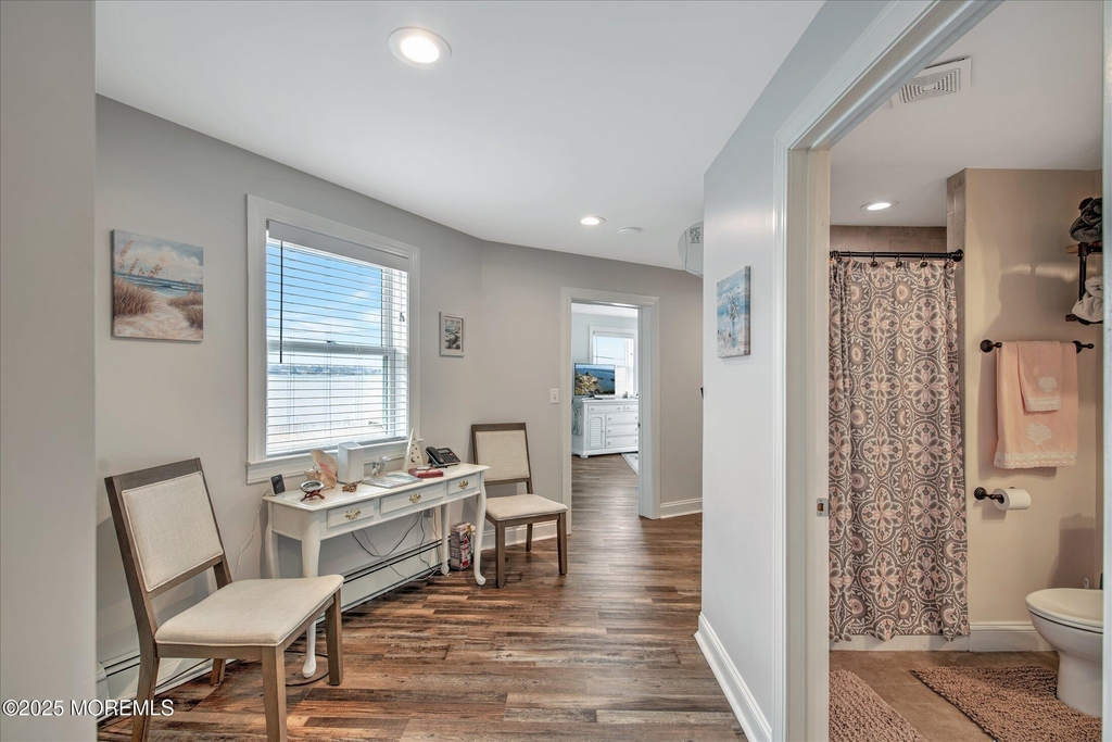 424 E Longport Avenue - Photo 25