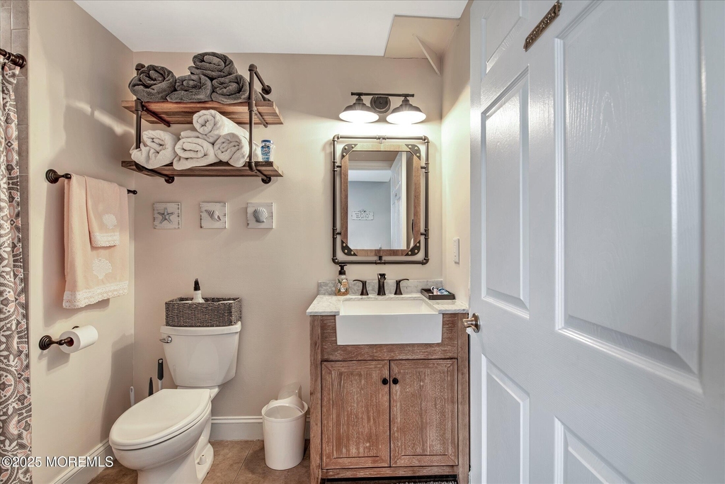 424 E Longport Avenue - Photo 32