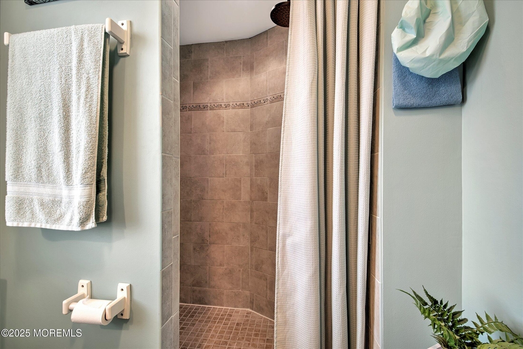 424 E Longport Avenue - Photo 29