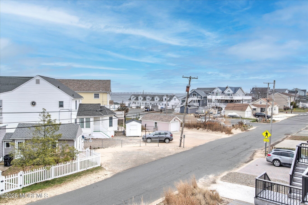 424 E Longport Avenue - Photo 22