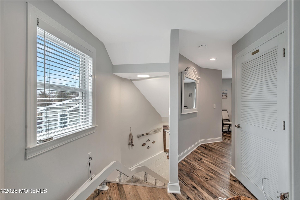 424 E Longport Avenue - Photo 23