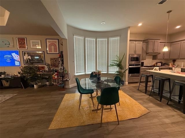 1121 Knightsbridge Road - Photo 2