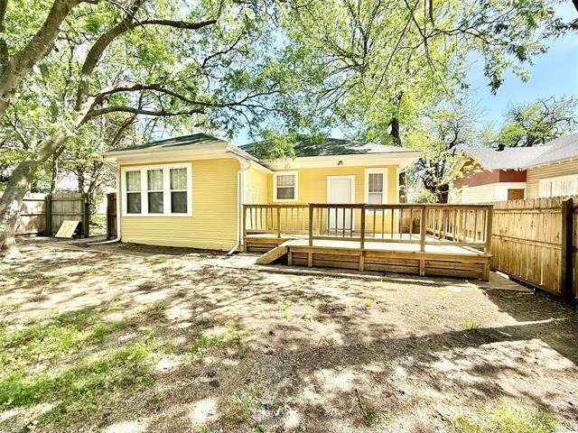 1201 E Lamar Street - Photo 39