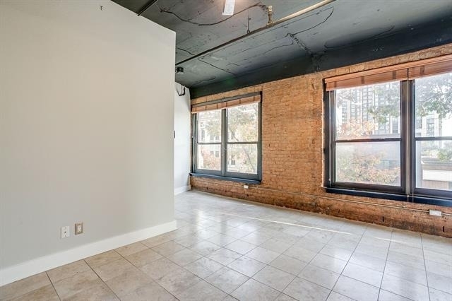 910 Houston Street - Photo 12