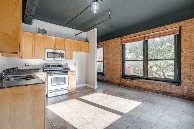 910 Houston Street - Photo 18