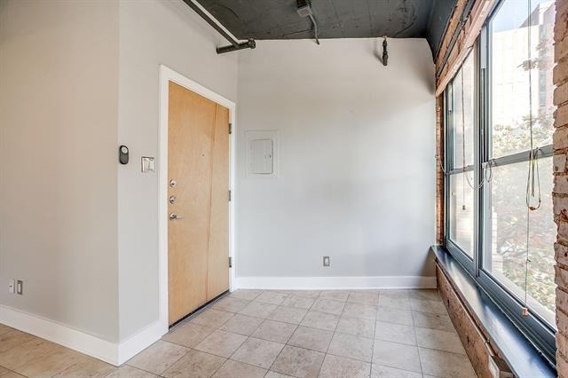 910 Houston Street - Photo 7