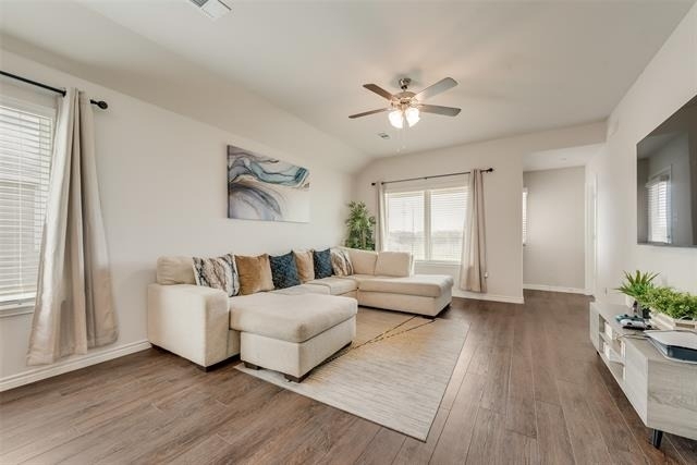 1117 Takeoff Avenue - Photo 7