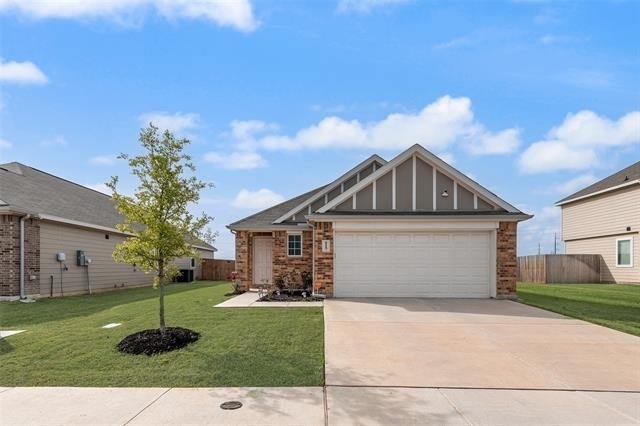 1117 Takeoff Avenue - Photo 0