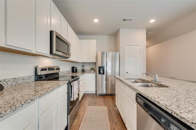 1117 Takeoff Avenue - Photo 5