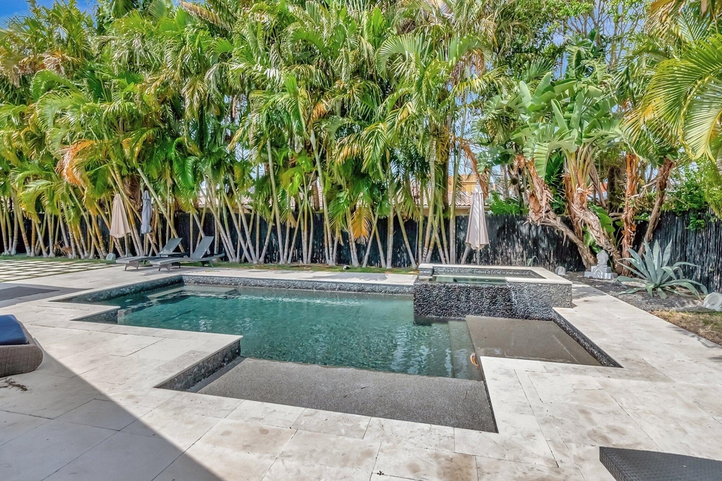 855 Berkeley Street - Photo 30