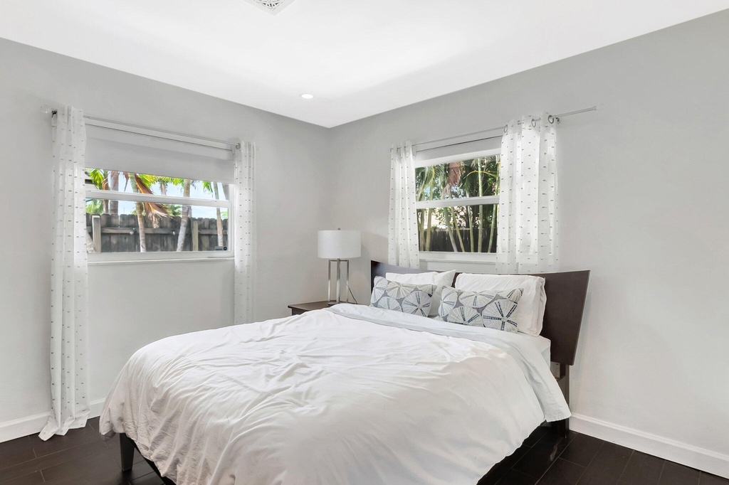 855 Berkeley Street - Photo 23