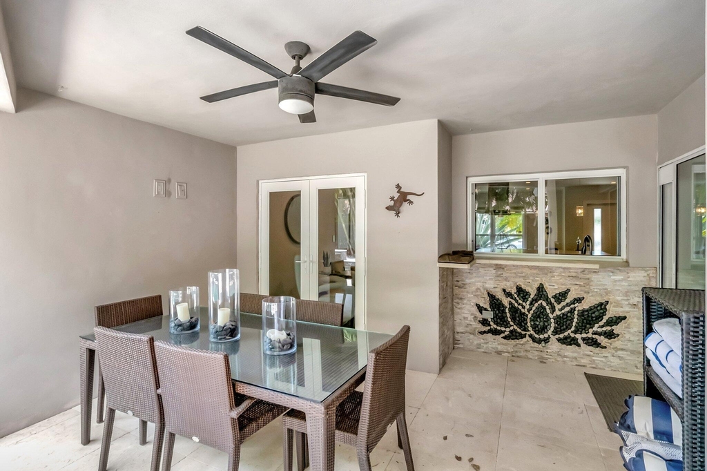 855 Berkeley Street - Photo 26