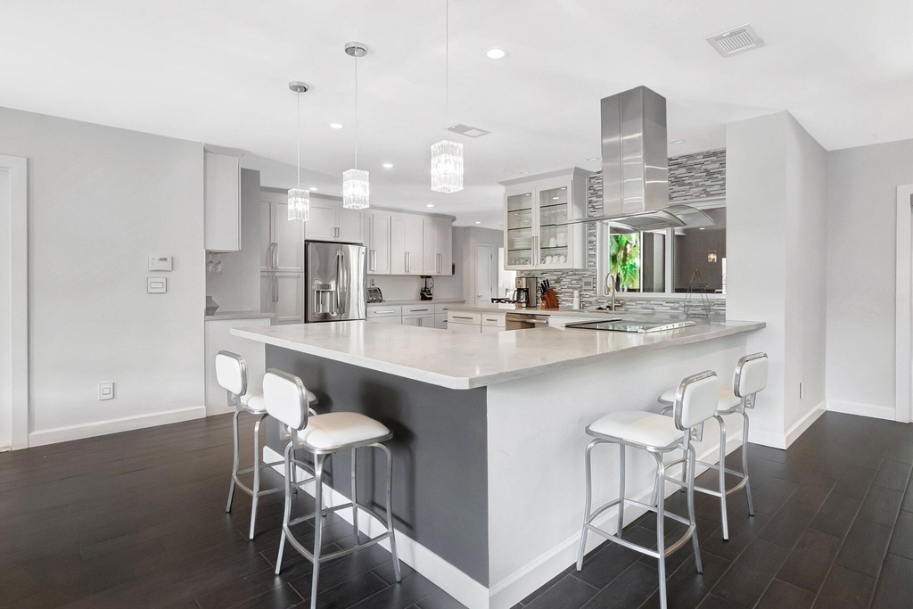 855 Berkeley Street - Photo 9