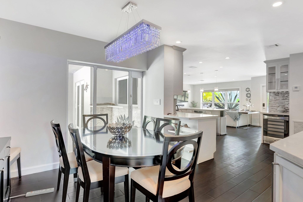 855 Berkeley Street - Photo 14