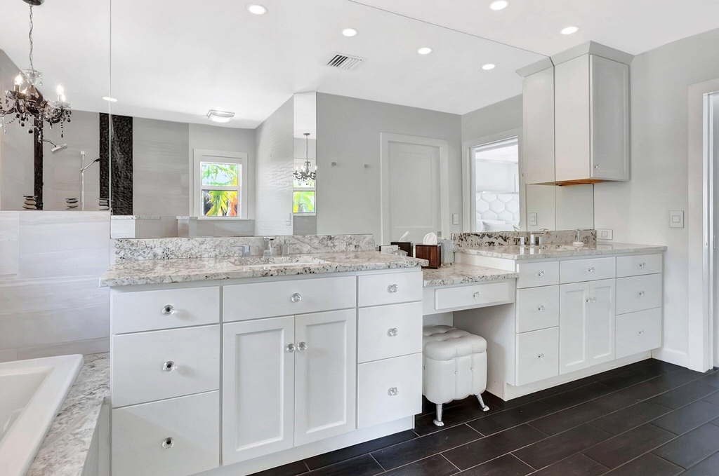 855 Berkeley Street - Photo 18