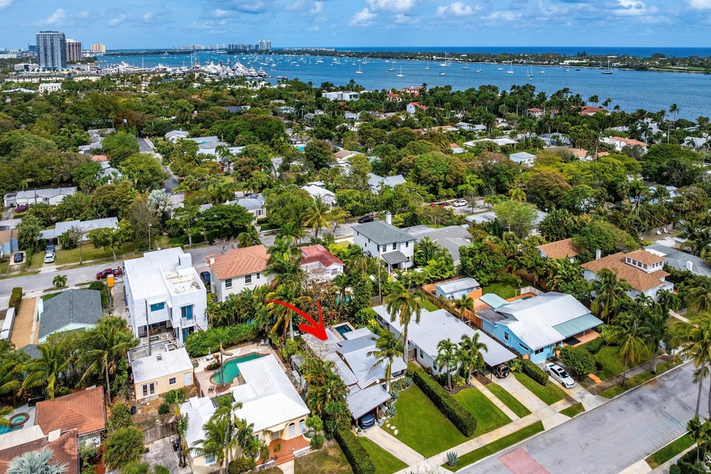 245 30th Street - Photo 31