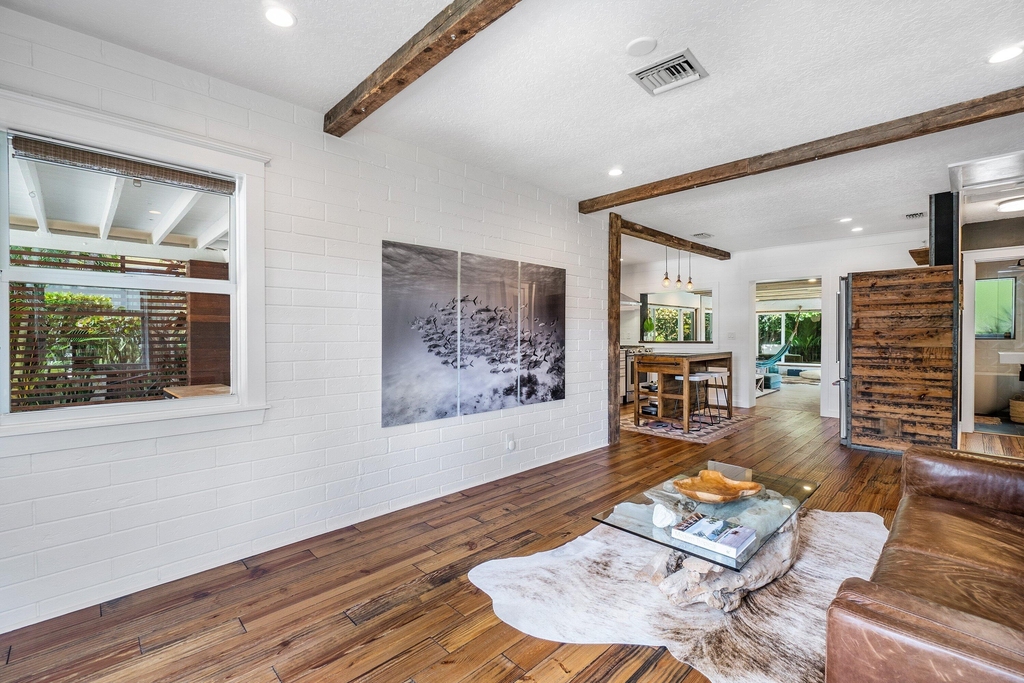 245 30th Street - Photo 8