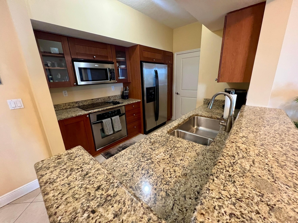 975 Nw Flagler Avenue - Photo 7