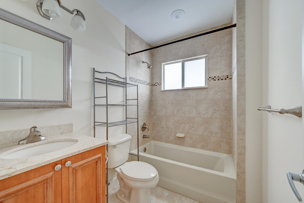 410 Sw 15th Street - Photo 1