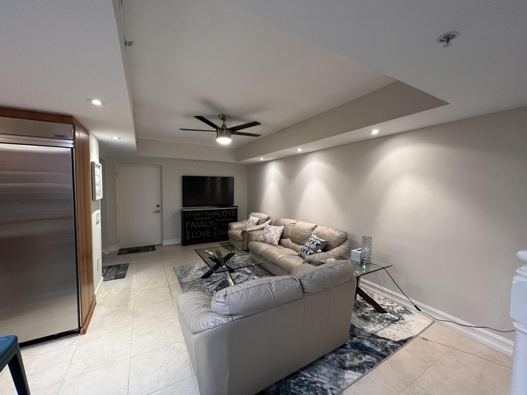 2051 Se 3rd Street - Photo 19