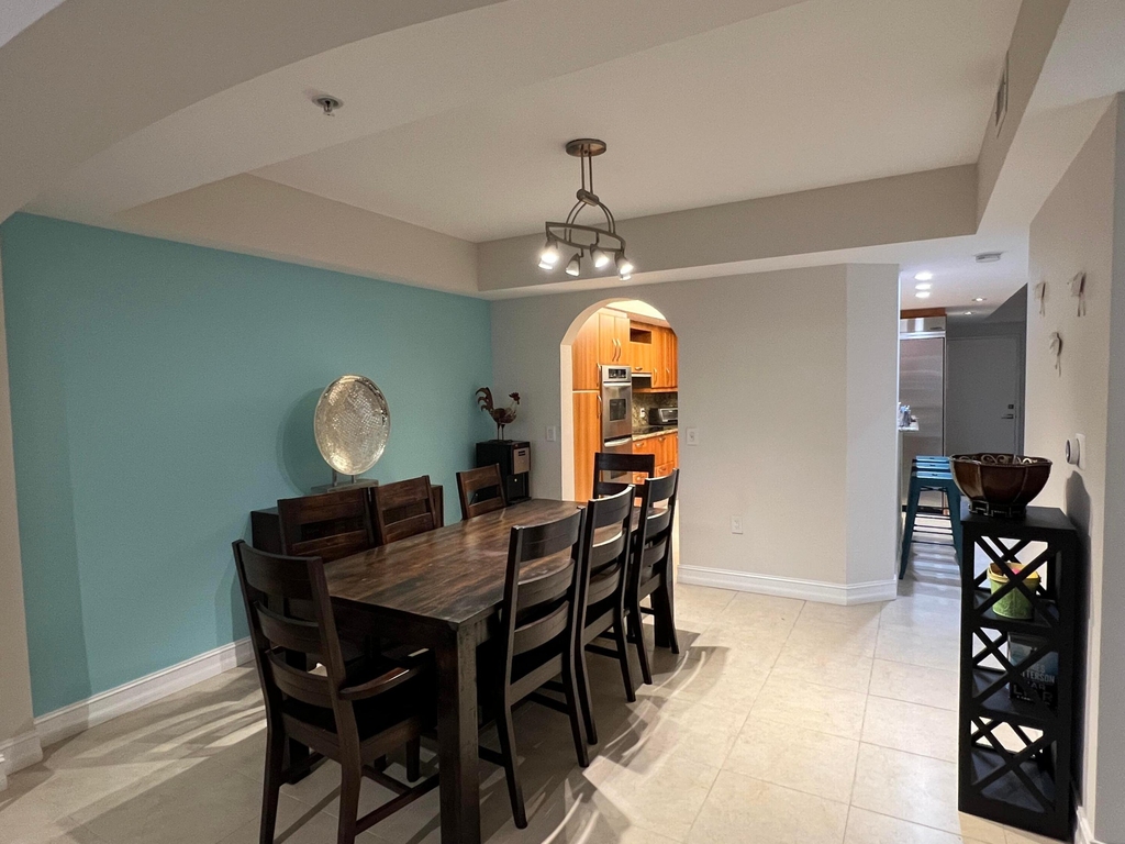 2051 Se 3rd Street - Photo 17
