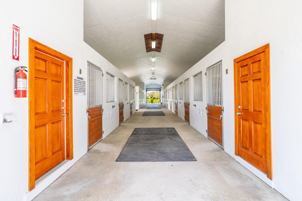 4750 South Road - Photo 4