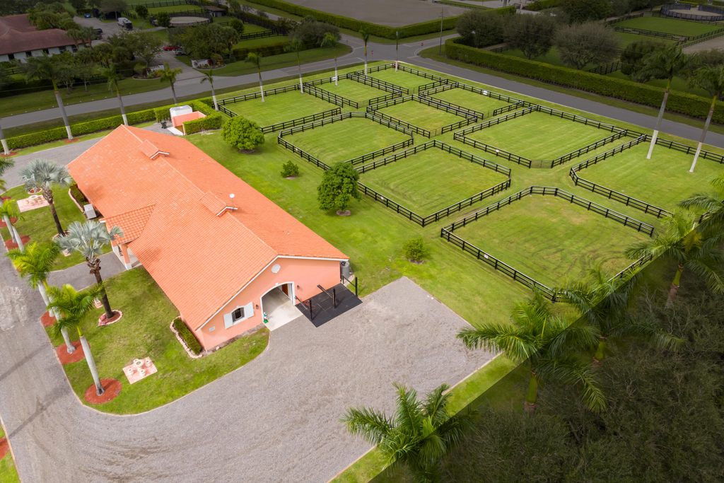 4750 South Road - Photo 12