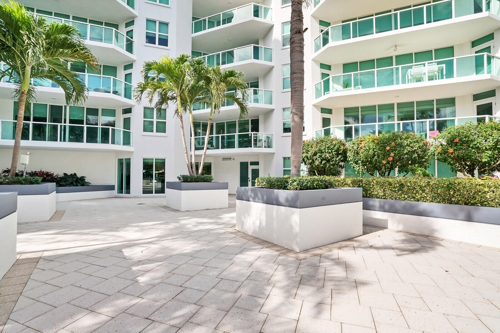 550 Se Mizner Boulevard - Photo 10