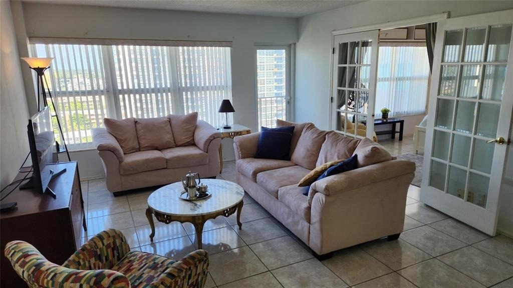 405 N Ocean Boulevard - Photo 2