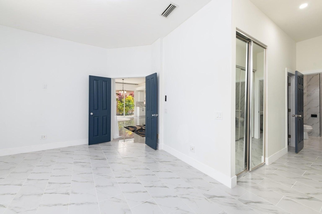 249 Nw Bentley Circle - Photo 3