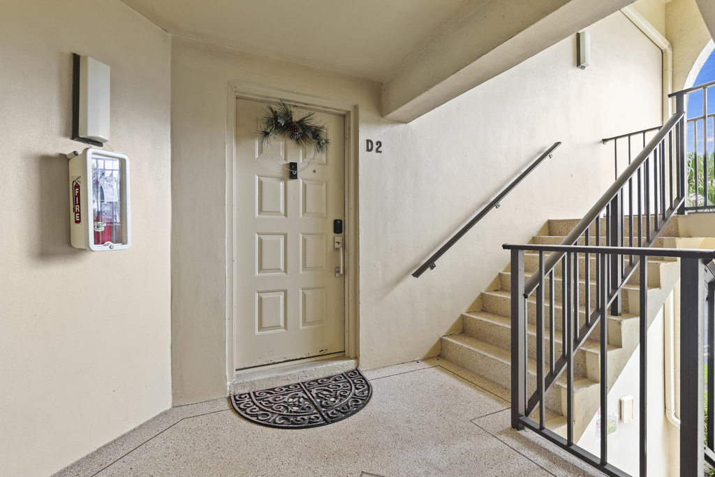 629 Sea Pine Way - Photo 0