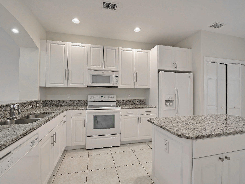 1645 Baseline Lane - Photo 0