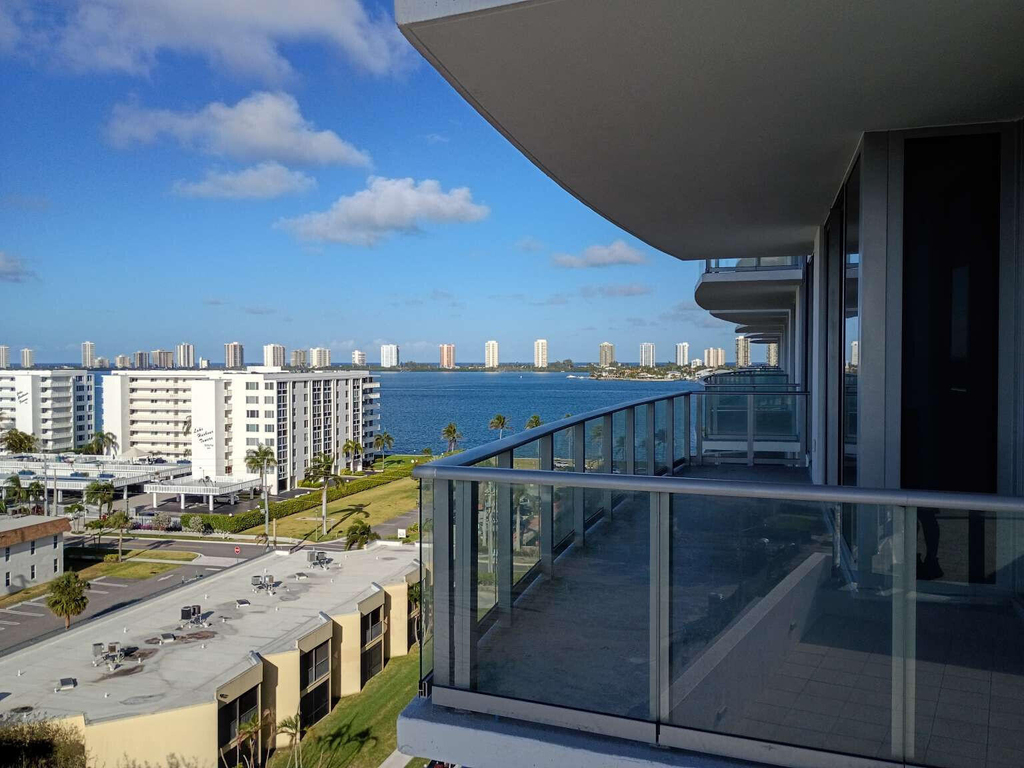 220 Lake Shore Drive - Photo 18