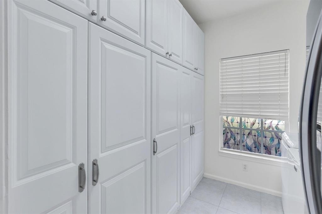 7334 Pine Creek Way - Photo 19
