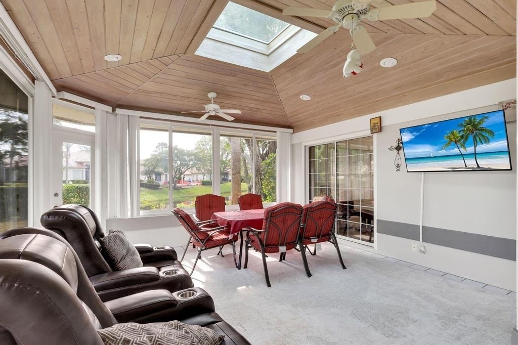 7334 Pine Creek Way - Photo 21