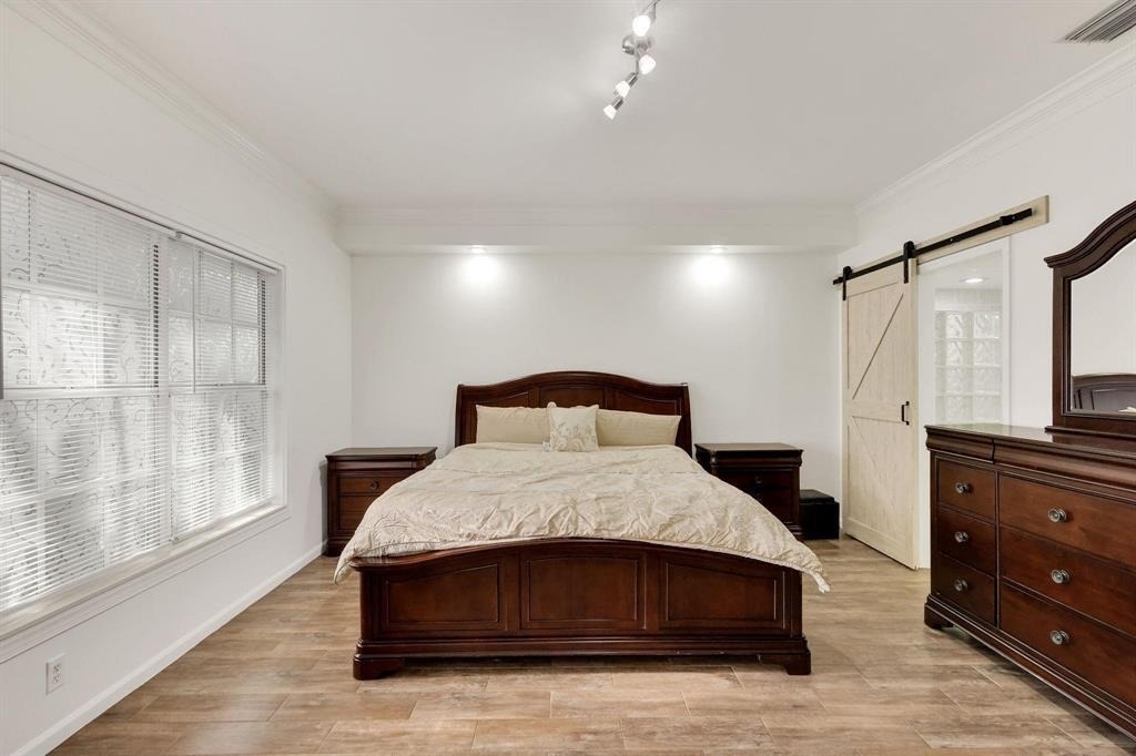 7334 Pine Creek Way - Photo 11