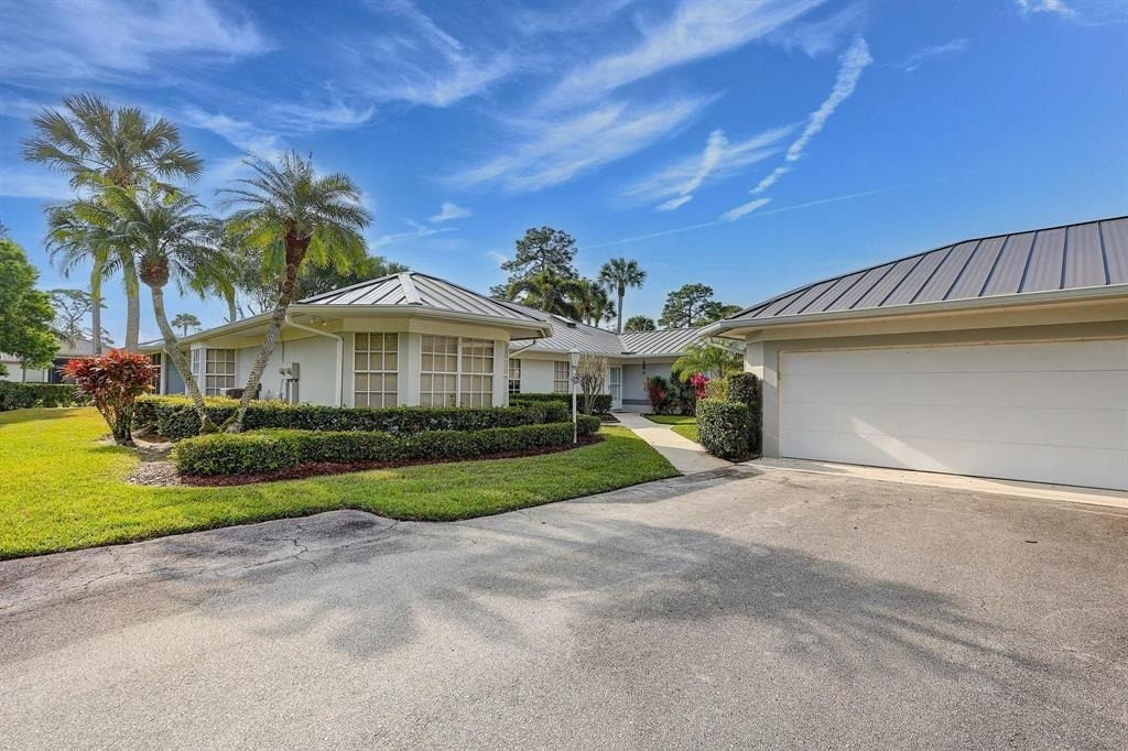 7334 Pine Creek Way - Photo 2