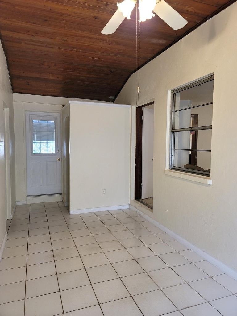 4362 W Midway Road - Photo 15