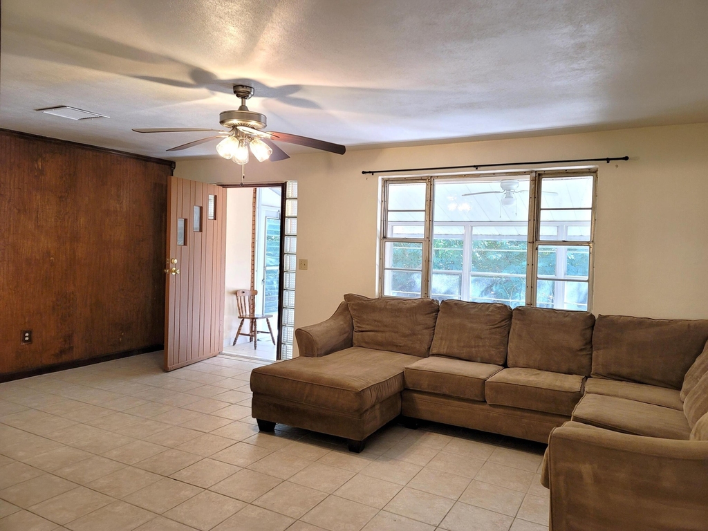 4362 W Midway Road - Photo 7
