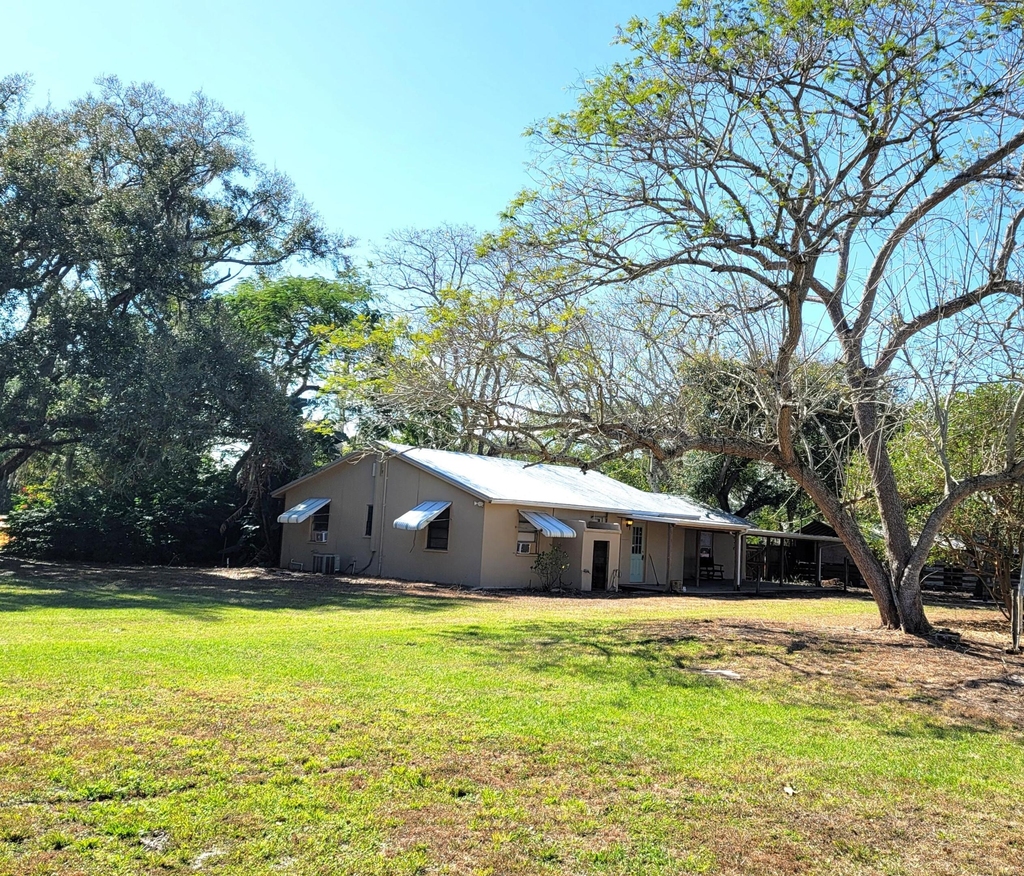 4362 W Midway Road - Photo 1